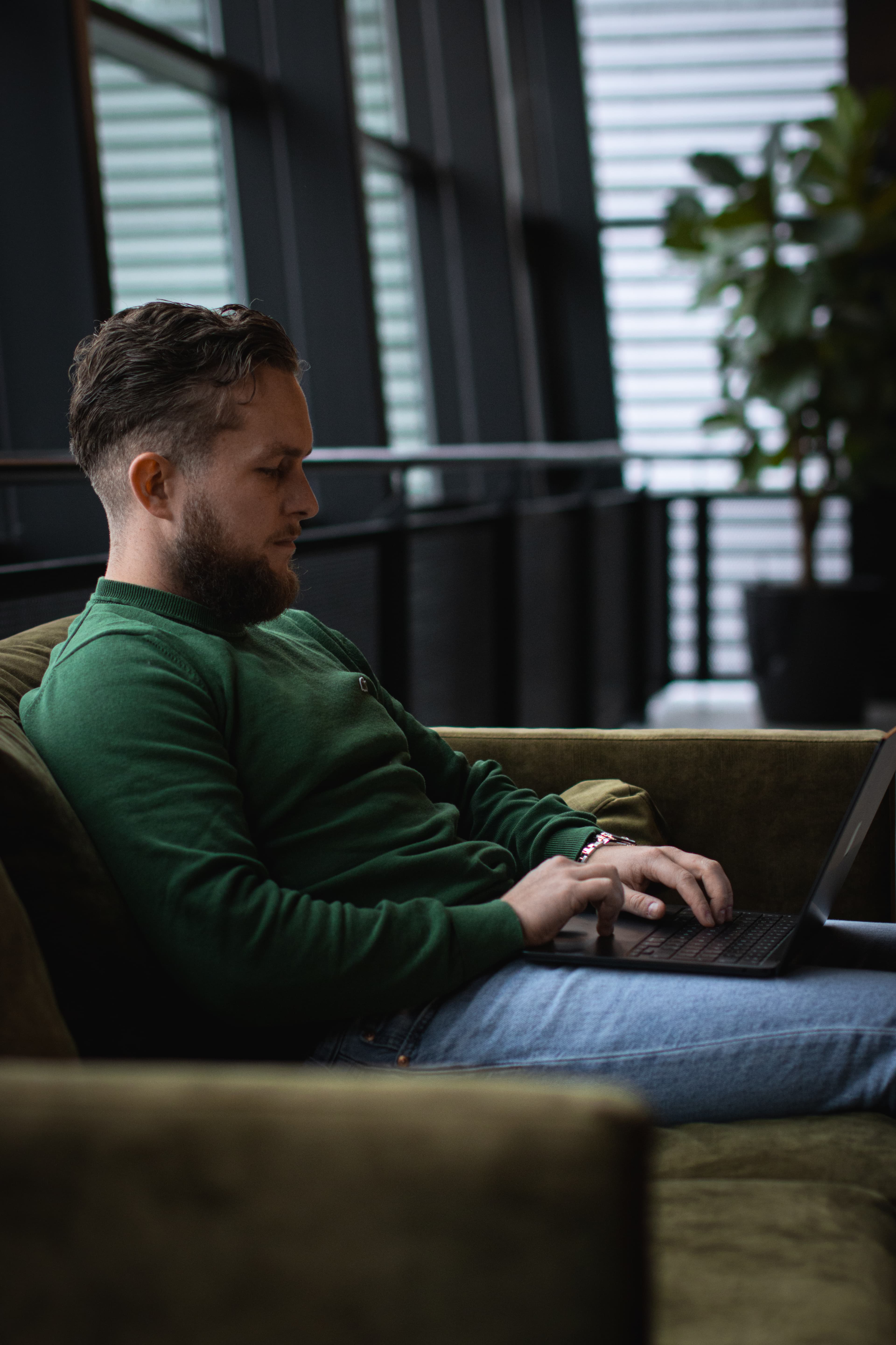 Ethisch hacker van Tozetta test een mobiele app