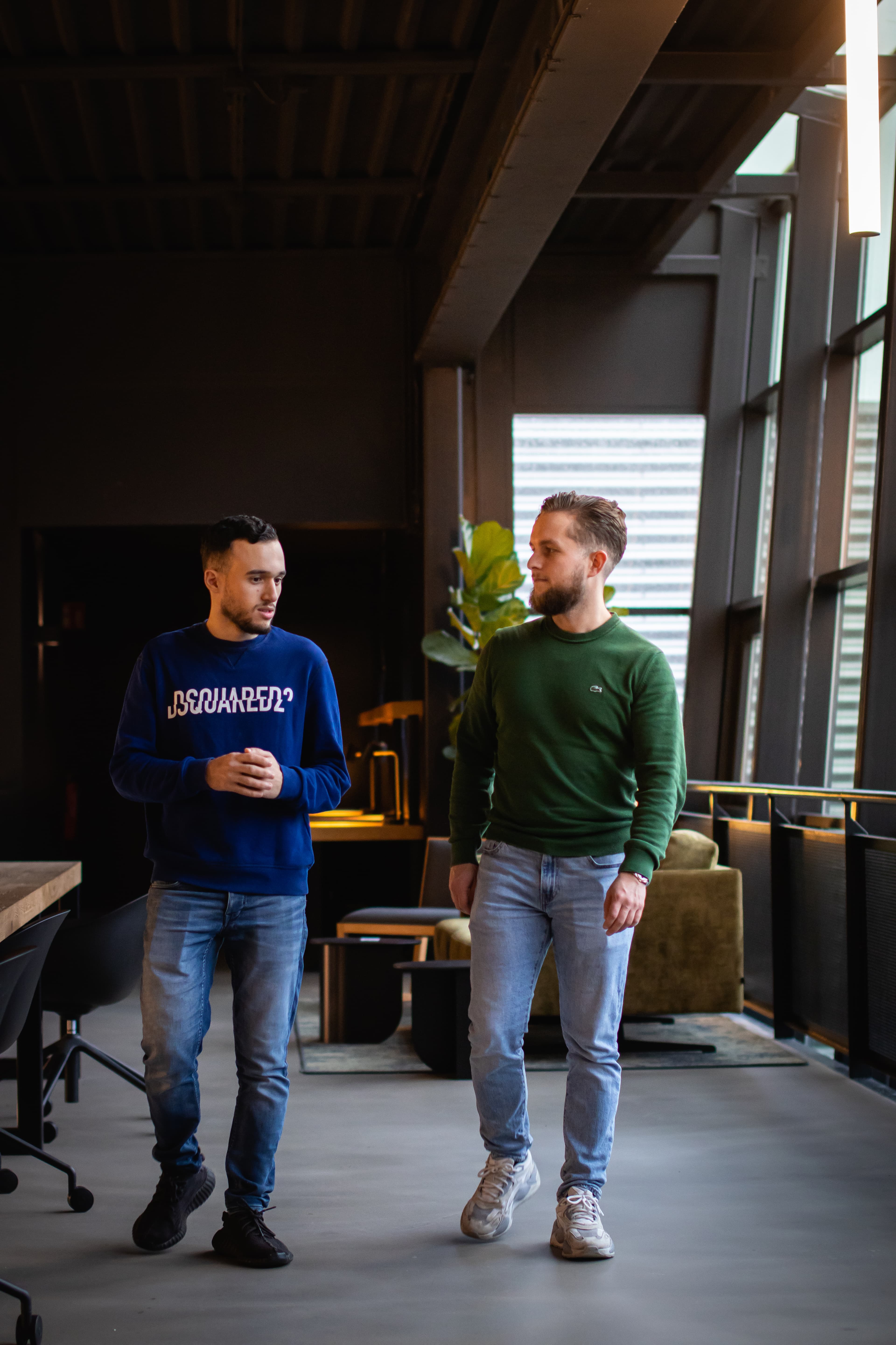 Ethisch hackers van Tozetta bespreken een bedrijfsnetwerk pentest